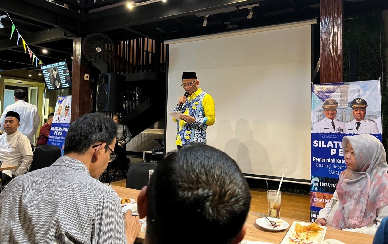 Bupati dan Wakil Bupati Tabalong Paparkan Tujuh Program Unggulan dengan Pimpinan Media di Banjarmasin 1 IMG 20250316 164547