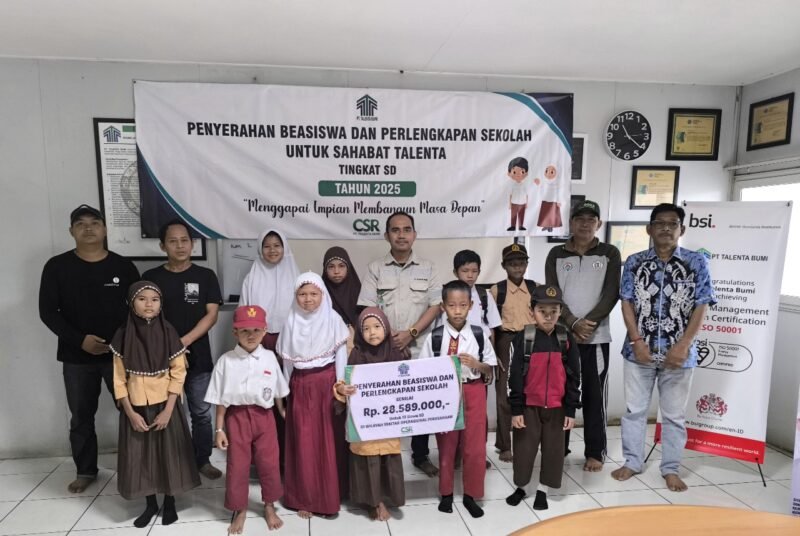 Berkah Ramadan, 13 Pelajar SD Terima Bantuan Beasiswa PT Talenta Bumi 1 WhatsApp Image 2025 03 11 at 13.47.07 e1741673553290