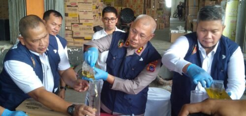 MinyaKita Ilegal Dibongkar Polda Kalsel, Sita 2.988 Liter 1 WhatsApp Image 2025 03 24 at 18.41.24 1 e1742815929792