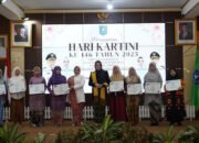 Perempuan Inspiratif Pelaku UMKM Diberi Penghargaan 32 Perempuan Inspiratif Pelaku UMKM Diberi Penghargaan