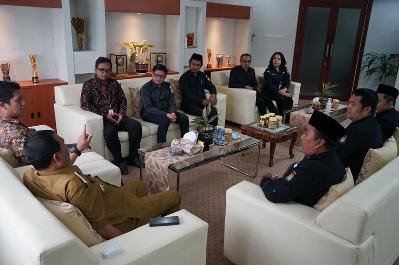 Hal 12 HSS 1 3 klm 17