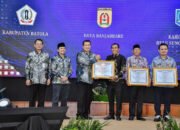 Pemkab HSS Raih Sakip A, RB Nilai AA dan MPP Kategori Prima 13 Pemkab HSS Raih Sakip A, RB Nilai AA dan MPP Kategori Prima