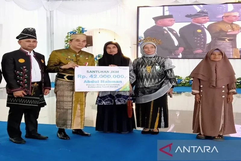 BPJS Ketenagakerjaan Batulicin Salurkan Santunan ke 43 Ribu Pekerja Rentan 1 Hal 12 Tanbu 35 klm