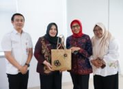 Ketua TP PKK Tapin Siapkan Posyandu Berbasis Enam SPM 12 Ketua TP PKK Tapin Siapkan Posyandu Berbasis Enam SPM