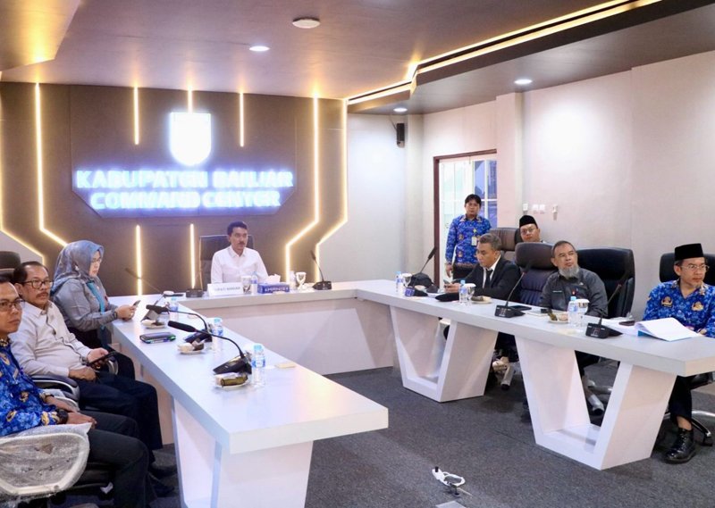 Hal 4 3 Klm Martapura Ikuti raker