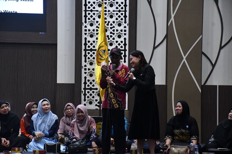 Hal 5 3 Klm Ajarkan Sampah 1