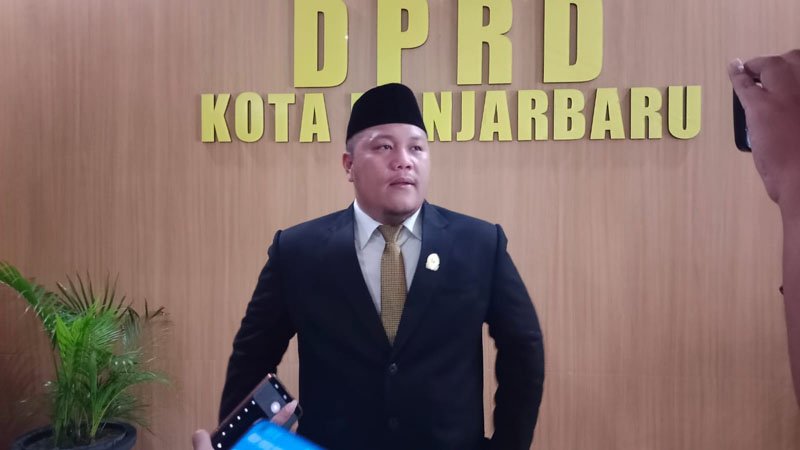 Hal 6 2 KLmBJB 2 Ketua DPRD Banjarbaru Gusti Rizky