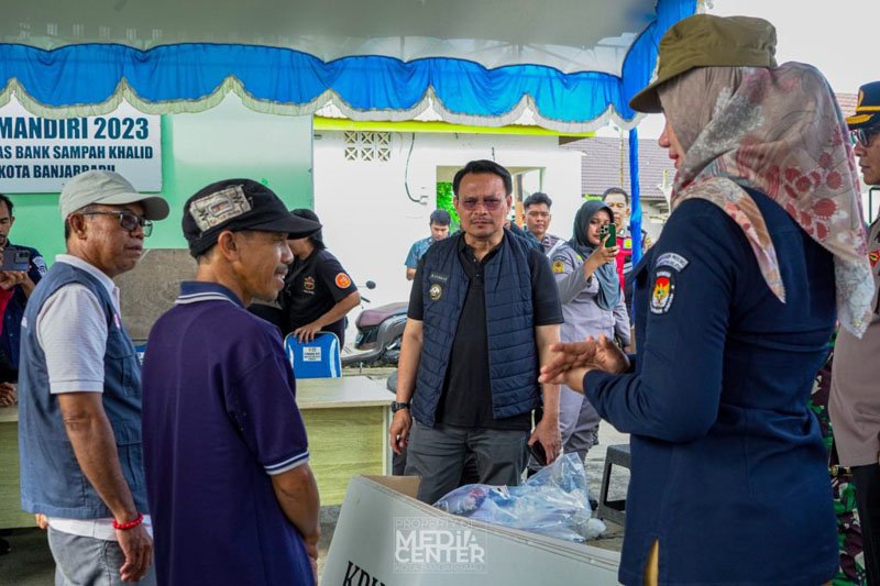 Hal 6 7 KLM Gabung 1