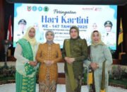 Perempuan HSU Terima Penghargaan Kartini Banua Menginspirasi 2025
