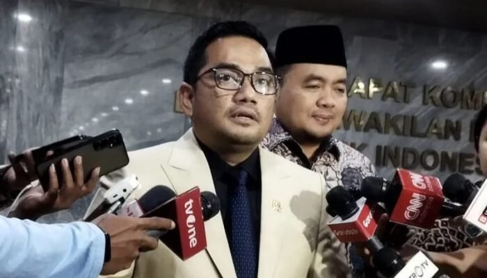Ketua Komisi II DPR RI Minta Bupati Indramayu Lucky Hakim Dikenakan Sanksi