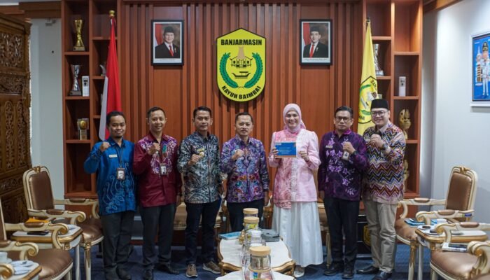 Bertemu Walikota Banjarmasin, Ombudsman Kalsel Sampaikan Ombudsman Brief 2 IMG 20250414 WA0089