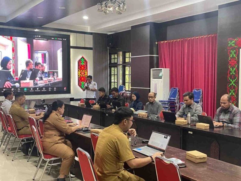 DLH Kalteng Bahas Substansi Dokumen Kajian Teknis Pembuangan Air Limbah 1 IMG 20250415 WA0063 e1744705334298