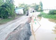Terendam Banjir, Jalan Martapura Lama Rusak