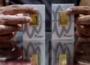 Emas Antam Meroket, Tembus Rp2.000.400 Juta per Gram 8 Emas Antam Meroket, Tembus Rp2.000.400 Juta per Gram