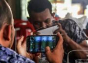 Waspadai Nyeri Tengkuk Akibat Terlalu Lama Menggunakan Gawai 20 Waspadai Nyeri Tengkuk Akibat Terlalu Lama Menggunakan Gawai