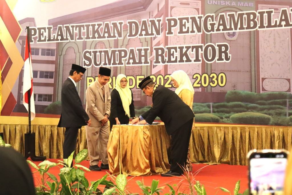 Rektor Baru Uniska Prioritaskan Peningkatan SDM Dosen untuk Capai Akreditasi Unggul 1 IMG 20250429 WA0000 1