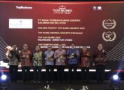 Raih Penghargaan Prestisius, Bank Kalsel Dikukuhkan Sebagai Penerima Golden Trophy TOP BUMD Awards 2025 49 Raih Penghargaan Prestisius, Bank Kalsel Dikukuhkan Sebagai Penerima Golden Trophy TOP BUMD Awards 2025