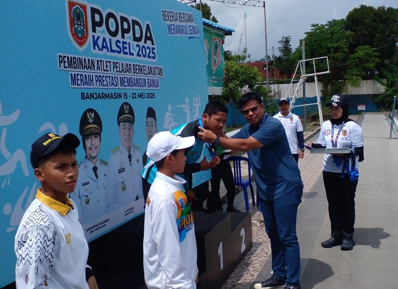 08 2klm juara renang jpg