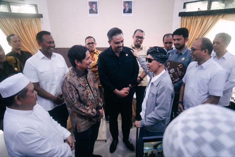 1 35 klm Kontrak Pemprov 14 Wagub Hasnuriyadi dan Menteri Koperasi UMKM