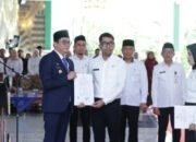 Simbolis SK Pengangkatan CPNS dan PPPK Tahun Formasi 2024 Diserahkan
