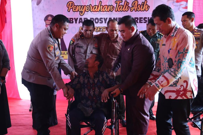 Hal 4 foto kontrak Kapuas