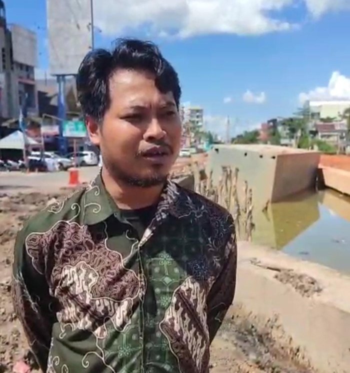 Hal 5 3 KLM Walhi soroti Proyek