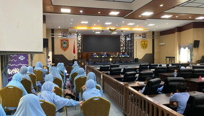 Hal 5 Lensa DPRD BJM 3