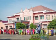 Pemko Banjarbaru Gelar Upacara Hardiknas 2025, Angkat Semangat Kebhinekaan dan Pendidikan Bermutu 48 Pemko Banjarbaru Gelar Upacara Hardiknas 2025, Angkat Semangat Kebhinekaan dan Pendidikan Bermutu