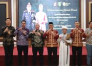 Kapolda Kalsel: “Sinergi Forkopimda Pondasi Stabilitas Keamanan Menuju Indonesia Emas 2045” 34 Kapolda Kalsel: “Sinergi Forkopimda Pondasi Stabilitas Keamanan Menuju Indonesia Emas 2045”