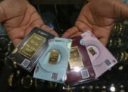 Harga Tiga Produk Logam Mulia Kompak Anjlok 24 Harga Tiga Produk Logam Mulia Kompak Anjlok