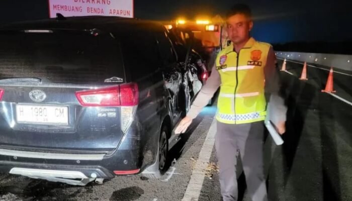 Mobil Ditumpangi Anggota DPR Kecelakaan, Dua Orang Tewas