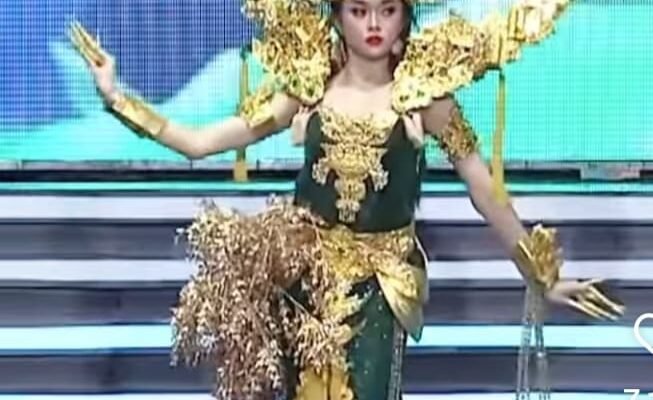 Tampilkan Busana Puteri Saranjana, Antung Aulia Bella Raih Gelar Puteri Indonesia Busana Tradisional 2025 3 IMG 20250503 WA0005