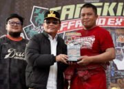 Gubernur Saksikan IOF Off-road Extreme 27 Gubernur Saksikan IOF Off-road Extreme