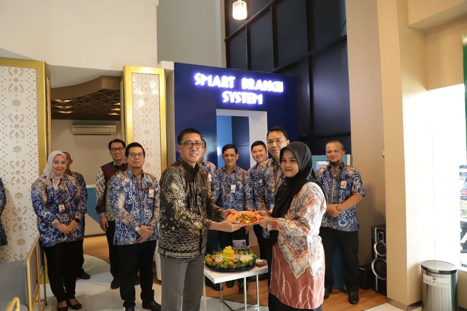 Hadir di MPP Tanah Luat, Bank Kalsel Urus Keuangan Makin Cepat Dan Mudah 1 IMG 20250513 WA0061