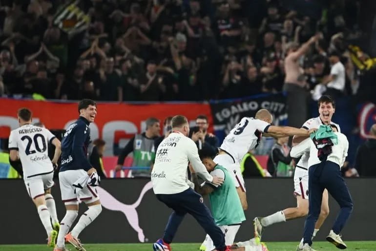 Gol Ndoye ke Gawang AC Milan Hantar Bologna Raih Juara Piala Italia 1 IMG 20250515 WA0004