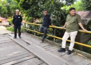 Bupati HST Dapat Laporan Jembatan Rusak, Langsung Inspeksi Kelapangan 15 Bupati HST Dapat Laporan Jembatan Rusak, Langsung Inspeksi Kelapangan