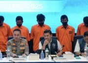 Enam Tersangka Ditetapkan Polri Terkait Konten Inses di Grup Facebook 8 Enam Tersangka Ditetapkan Polri Terkait Konten Inses di Grup Facebook