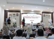 Bersama Bank Kalsel, OJK Lakukan Literasi dan Edukasi Tenaga Pendidik Hulu Sungai 36 Bersama Bank Kalsel, OJK Lakukan Literasi dan Edukasi Tenaga Pendidik Hulu Sungai
