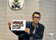 Delapan Mobil dan Satu Motor Disita KPK dari Penggeledahan Kasus Kemenaker 8 Delapan Mobil dan Satu Motor Disita KPK dari Penggeledahan Kasus Kemenaker