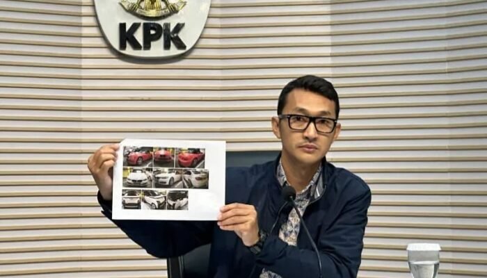 Delapan Mobil dan Satu Motor Disita KPK dari Penggeledahan Kasus Kemenaker