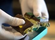 Konsumsi Cokelat Hitam Membantu Meredakan Nyeri Menstruasi 10 Konsumsi Cokelat Hitam Membantu Meredakan Nyeri Menstruasi