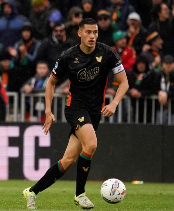 Tanpa Jay Idzes, Venezia Terdegradasi ke Serie B Usai Ditaklukkan Juventus 2-3 1 IMG 20250526 WA0000 e1748217048121