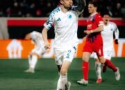 Kevin Diks Cetak Gol, Bawa Copenhagen Juara Liga Denmark ke-16 Kalinya 10 Kevin Diks Cetak Gol, Bawa Copenhagen Juara Liga Denmark ke-16 Kalinya