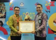 Disdik HST Dapat Dua Penghargaan Tingkat Nasional 16 Disdik HST Dapat Dua Penghargaan Tingkat Nasional