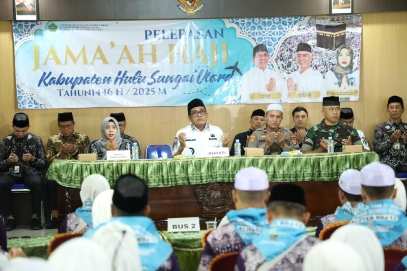 Bupati HSU Doakan Calon Jamaah Haji Diberikan Kelancaran 1 IMG 20250528 WA0063 scaled e1748439857388