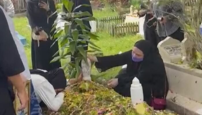 Pejabat di Kalsel Ikut Salatkan Jenazah Mantan Dirut PAM Bandarmasih