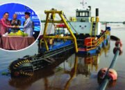 Pengerukan Sungai Rute Pinisi di Pulau Kembang