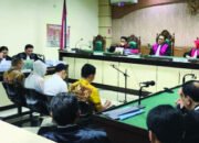 Dituntut 5,8 Tahun Penjara, Uang Pengganti Rp 16 M 33 Dituntut 5,8 Tahun Penjara, Uang Pengganti Rp 16 M