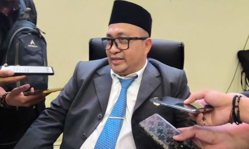 1 2 klm wakil dprd hst