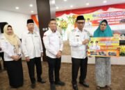 Bantuan PRS untuk 121 Penerima Diserahkan 8 Bantuan PRS untuk 121 Penerima Diserahkan
